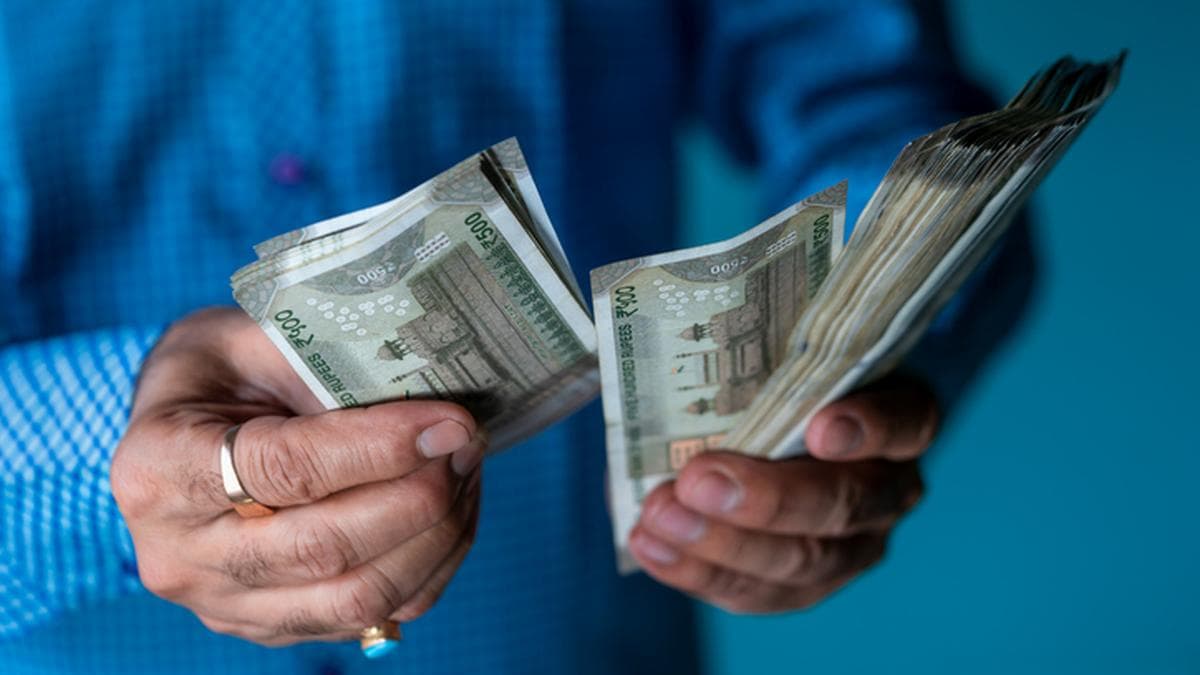 Indian Rupee Gains a Little Value Against US Dollar