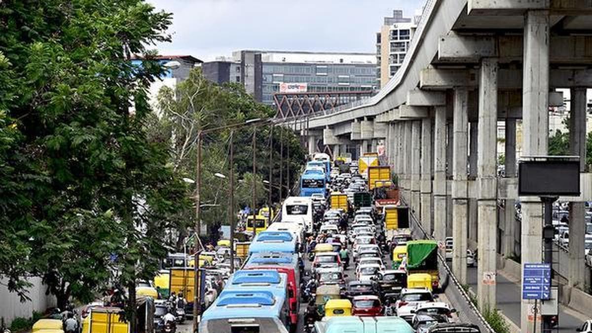 Bengaluru road to get special lanes for buses and cycles