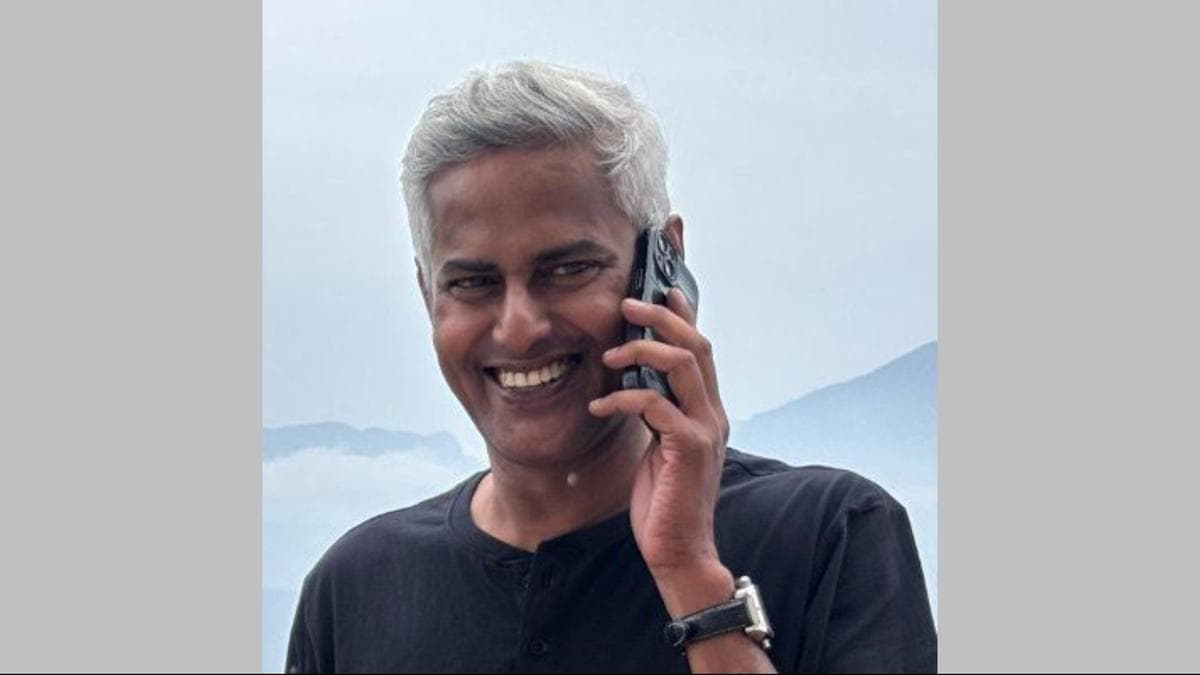 Police take digital devices from a journalist in Gujarat