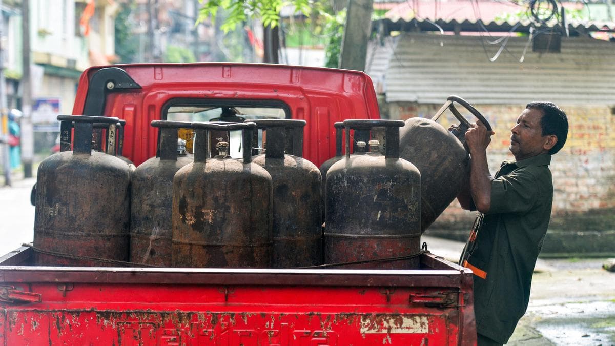 Big Restaurants See Cheaper Cooking Gas Prices