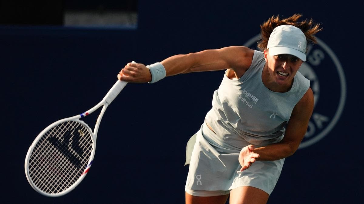 Swiatek wins tennis tournament in Toronto