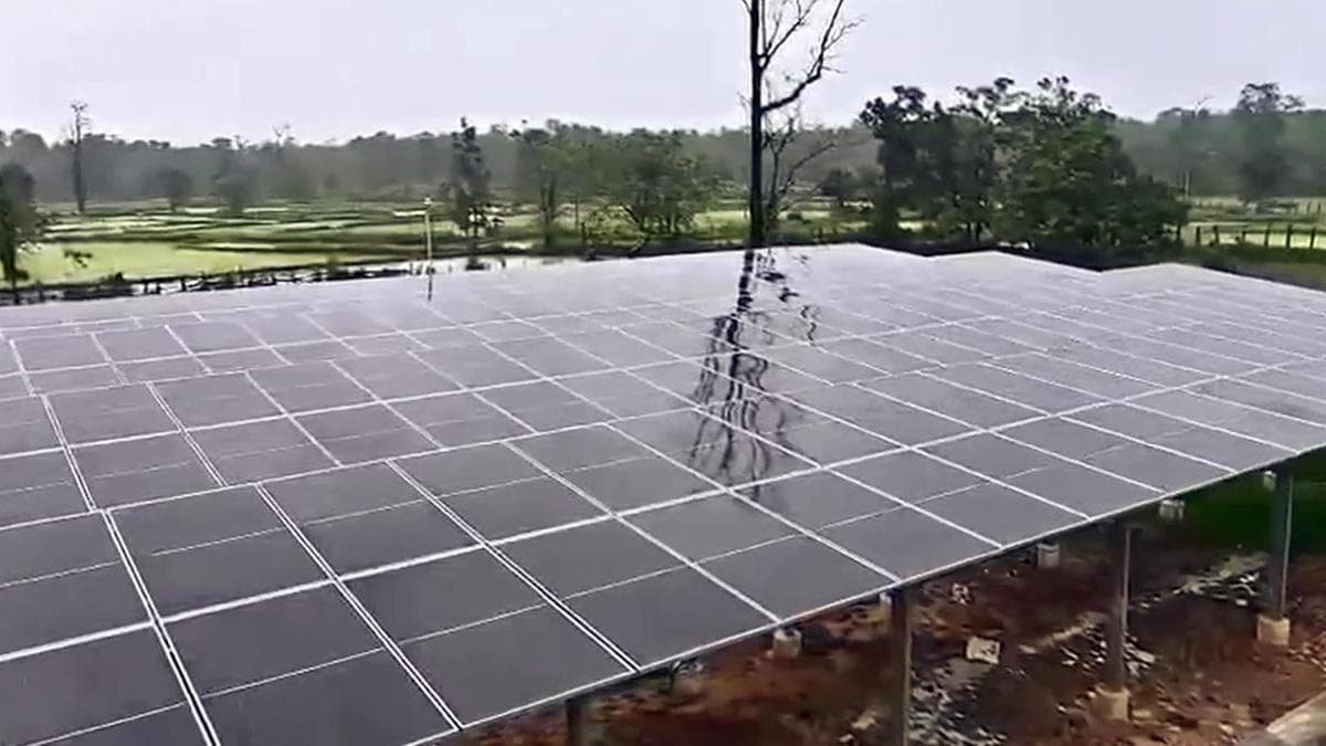 More people in India are putting solar panels on their roofs