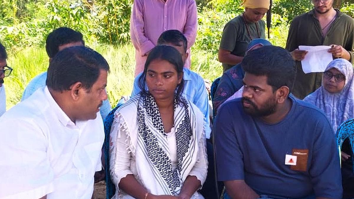 Student Protests Over Fair Treatment at Kerala University