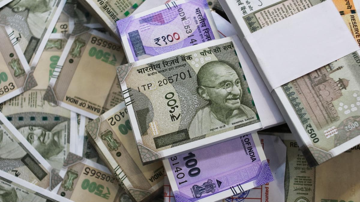 Foreign investors put big money into Indian markets